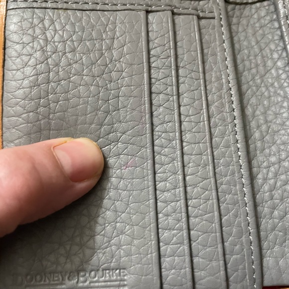 Final sale Dooney & Bourke Gray Leather Wallet - Picture 4 of 10